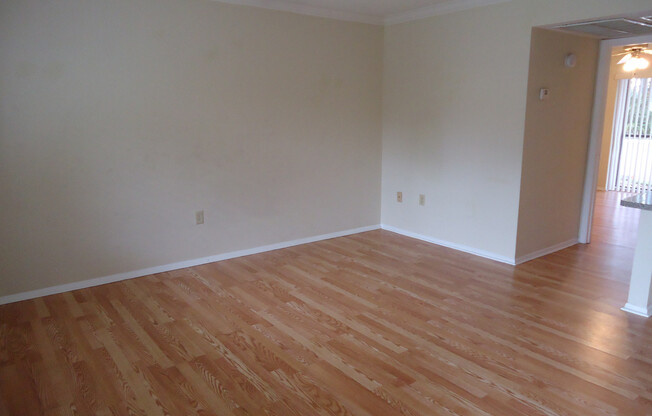 ALTAMONTE SPRINGS: Waterside at Cranes Roost AVAILABLE AUGUST 19th!