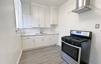 2 beds, 1 bath, $1,995, Unit F