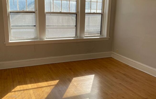 1 bed, 1 bath, $1,275