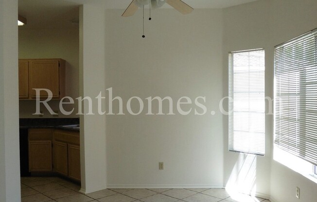 Rancho Bernardo, 18563 Caminito Pasadero #401-Gated Complex with Tons of Amenities!