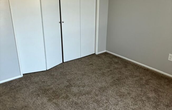 2 beds, 1 bath, 763 sqft, $1,350, Unit 2428-02