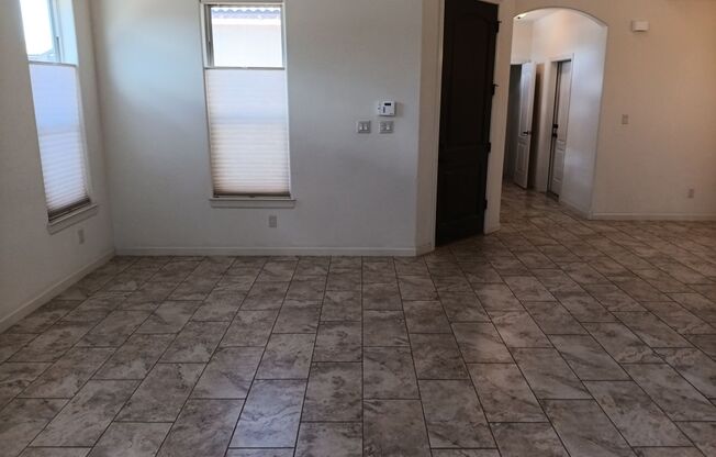 Stunning 4 bedroom, 3.5 bathroom home! Showings available now!!