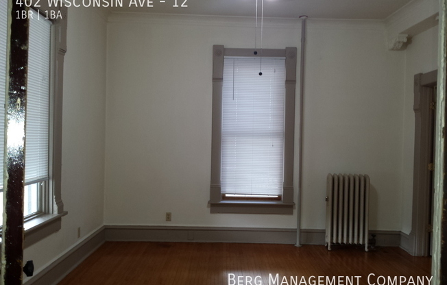 402 WISCONSIN AVE