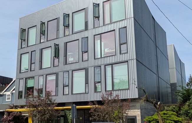 Soleil Apartments
