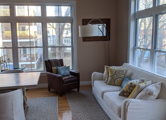 30 DORR ST