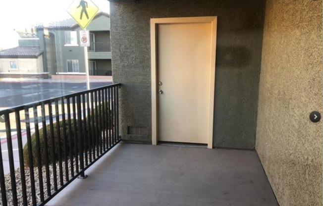 2 beds, 2 baths, $1,700