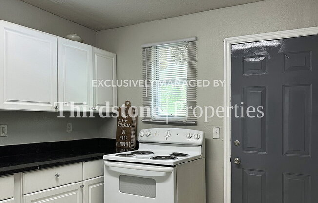 1245 W 30 ST