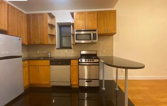1 bed, 1 bath, $3,595, Unit 2C