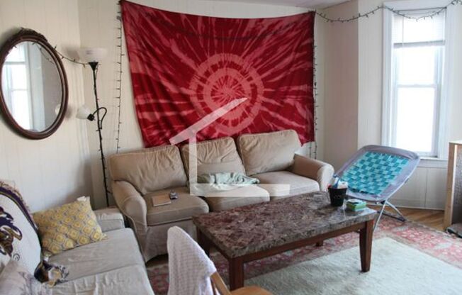 Well priced 3 bed in Mission Hill