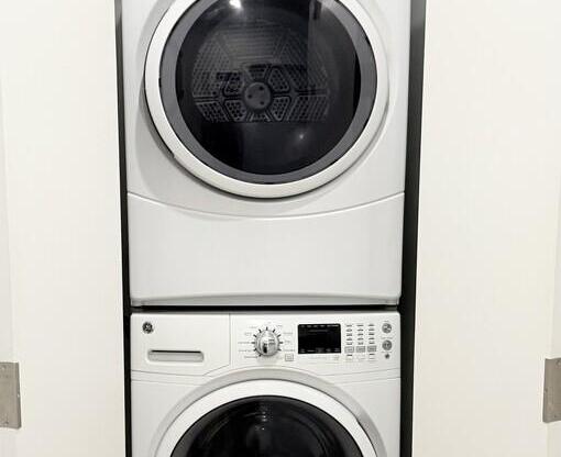 Studio, 1 bath, 500 sqft, $5,350, Unit 4F