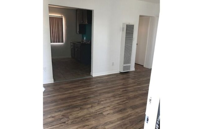 1150 W 88th St
