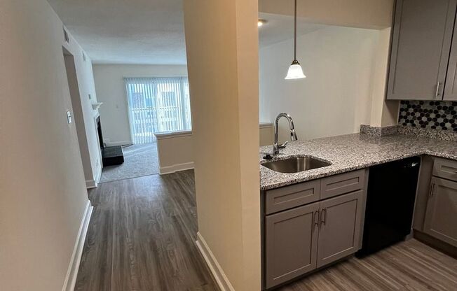 2 beds, 2 baths, 1,017 sqft, $1,975, Unit 1003 G #2A