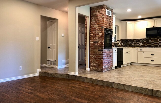 3 Bedroom / 2 Bath / 2 Car Garage and Carport!