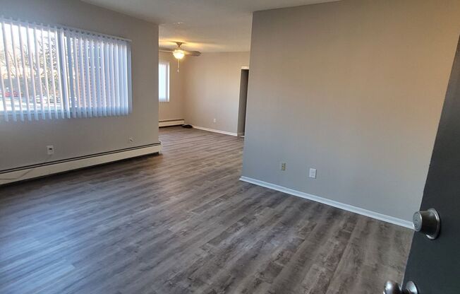 River Walk Apartments of Delano