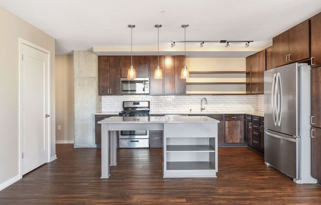 2 beds, 2 baths, 957 sqft, $3,250, Unit 803