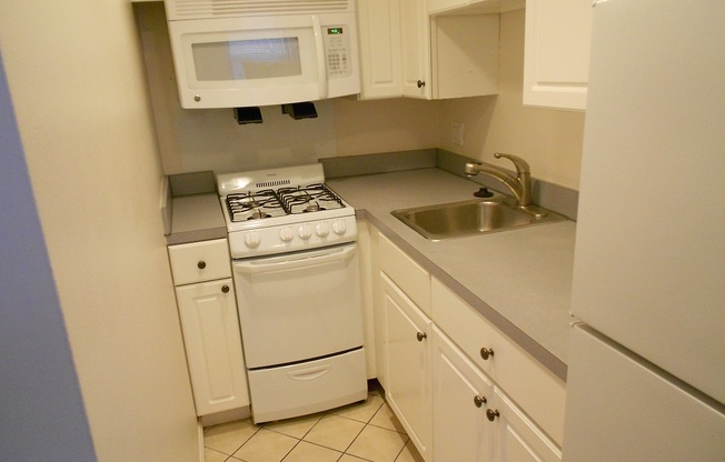 25 EDGERLY RD