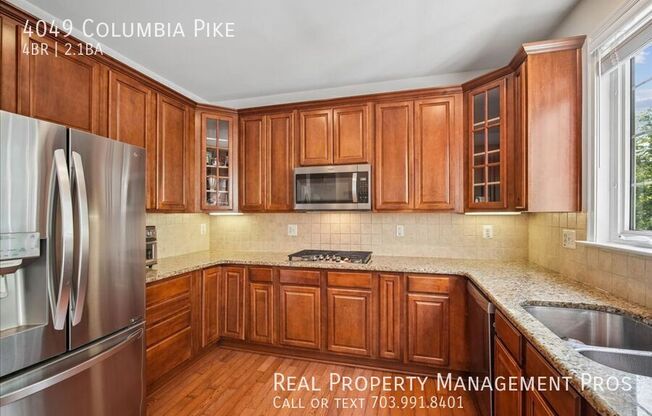 4049 COLUMBIA PIKE