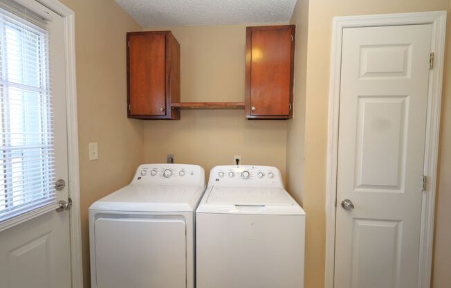 3 beds, 2 baths, $1,800