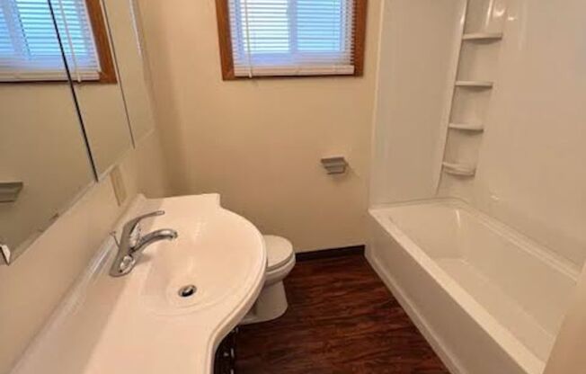 3 beds, 1 bath, $1,800