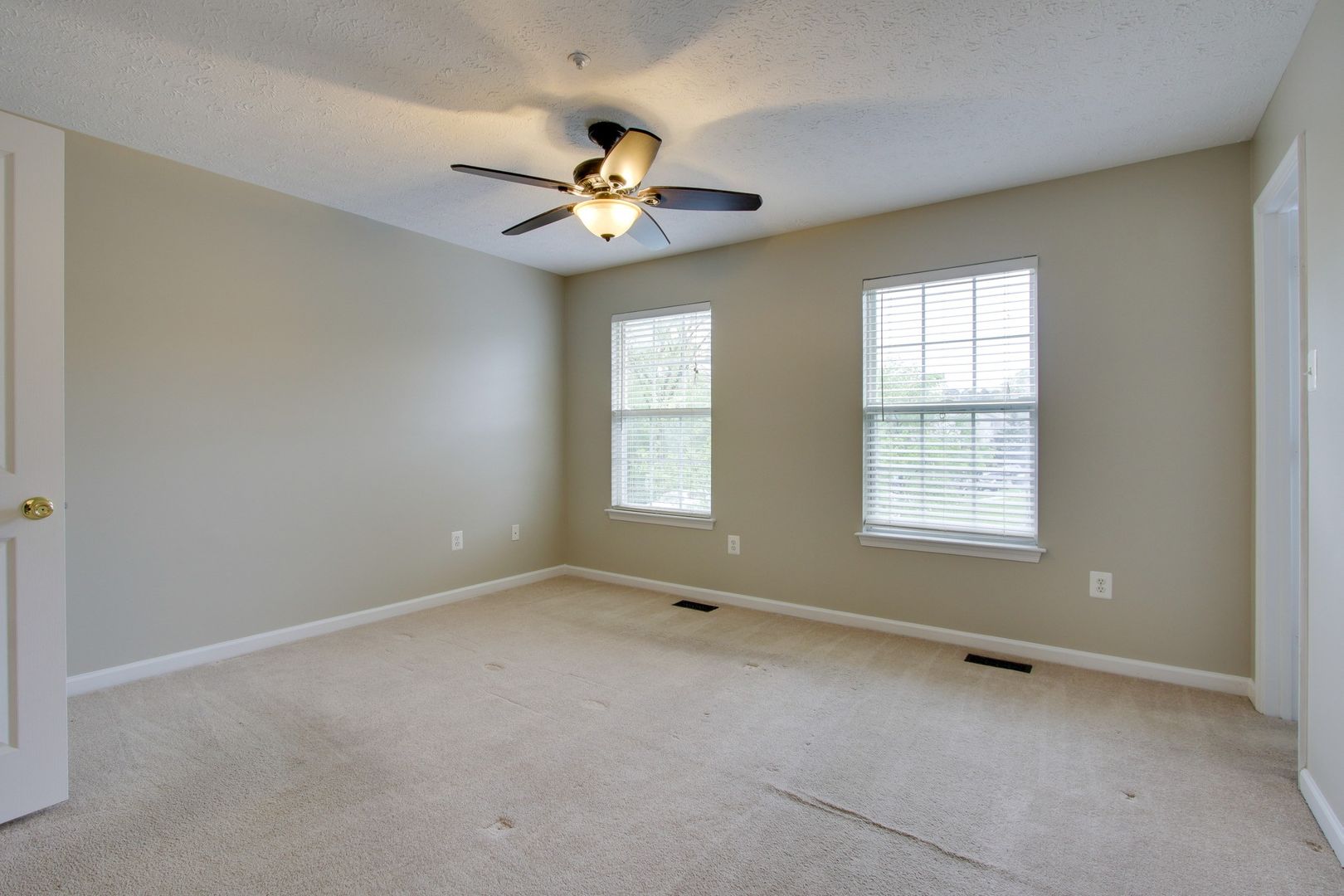 Premiere Severn Community Near Ft. Meade For Rent!!