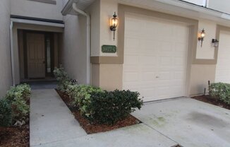 Townhome in Oakleaf Plantation