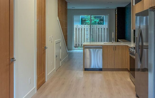 Brand New 2 Bedroom 2.5 bathroom Townhome in Concordia District !