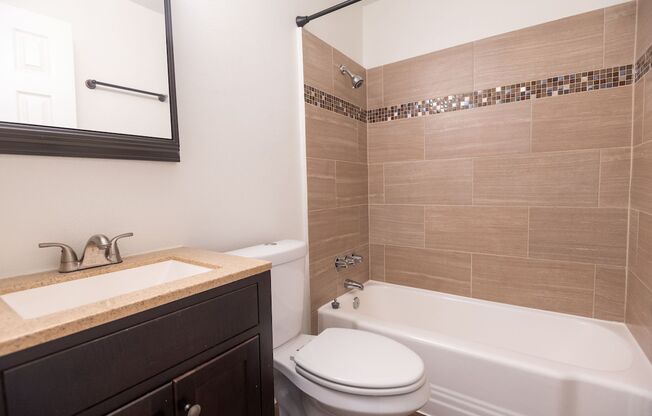 2 beds, 1 bath, $1,195, Unit #114