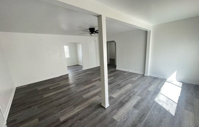 3 beds, 1 bath, $1,995, Unit UNIT A