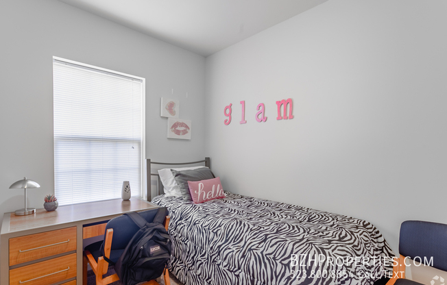 14 KENNETH AVE