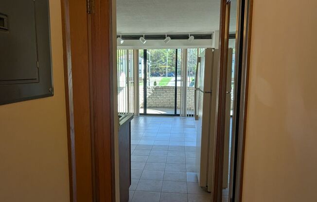 Studio, 1 bath, 310 sqft, $1,150, Unit 207