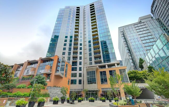 1Bd/1Ba Bellevue Condo