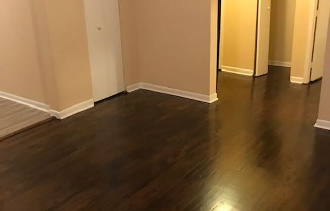 122-124 S California Ave/2806-12 W Wilcox St.
