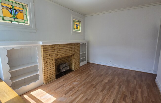 2606 West Argyle Street