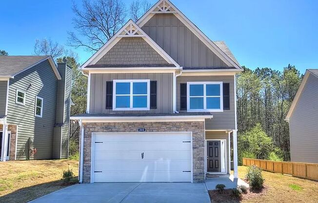 Beautiful BRAND-NEW home in Cartersville!  Move in SPECIAL!!!!