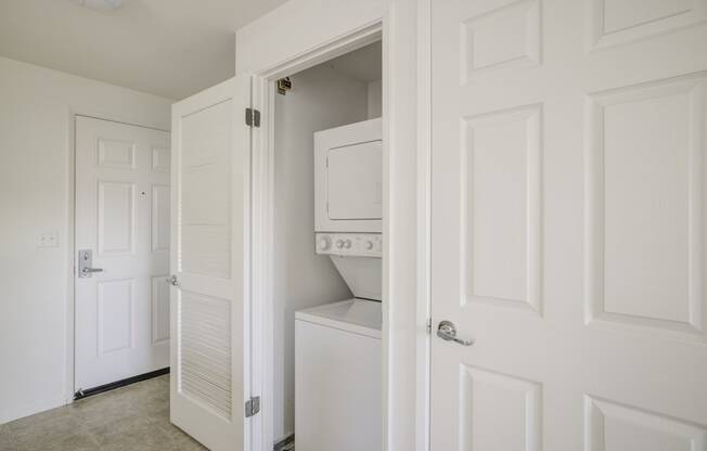 Washer and dryer at Valencia at Gale Ranch, San Ramon, 94582