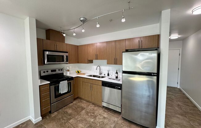 1 bed, 1 bath, 648 sqft, $1,899, Unit Unit 301