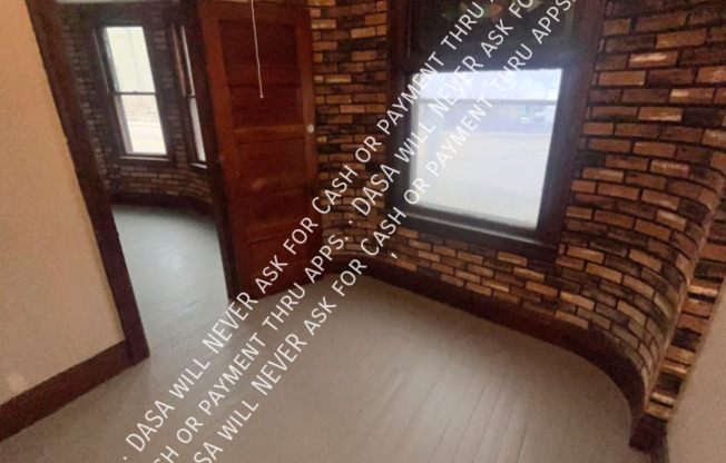 84 LEDDY ST