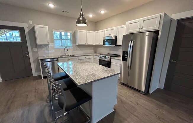 4 beds, 4 baths, 1,600 sqft, $990, Unit 407 Minter Way-100 - C