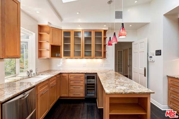 668 S Gretna Green Way