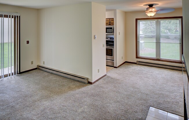 2 beds, 1 bath, $1,695