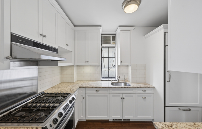 350 W 57 ST