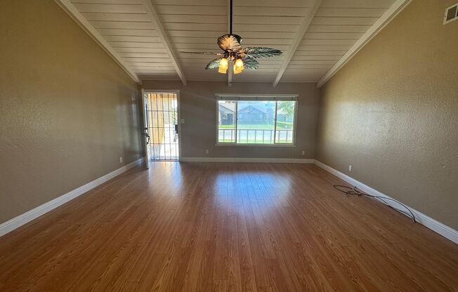 Nice home in HIlmar for rent - Yard service provided