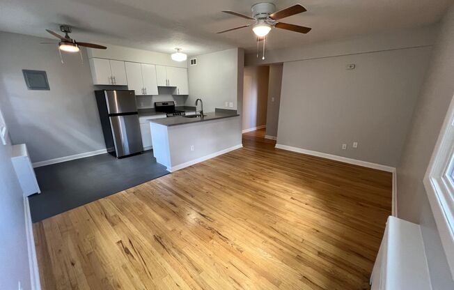 1 bed, 1 bath, 607 sqft, $1,425, Unit 410