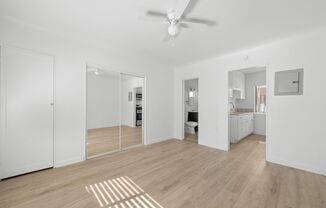 Linden Avenue (935)