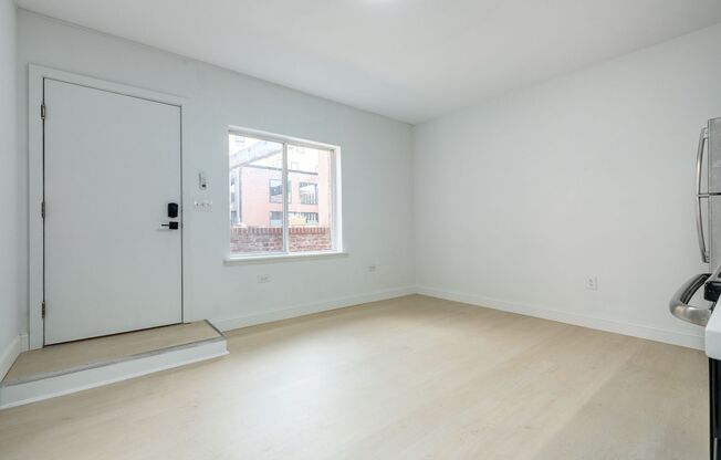 1 bed, 1 bath, 457 sqft, $1,315, Unit 31
