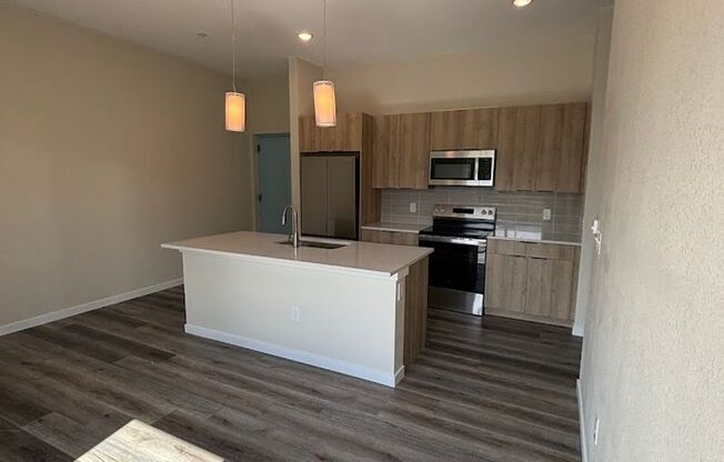 1 bed, 1 bath, 586 sqft, $1,599, Unit 820 #303