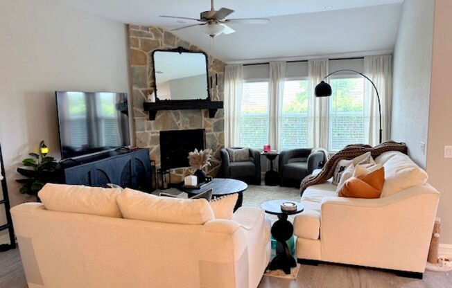 5840 Coppermill