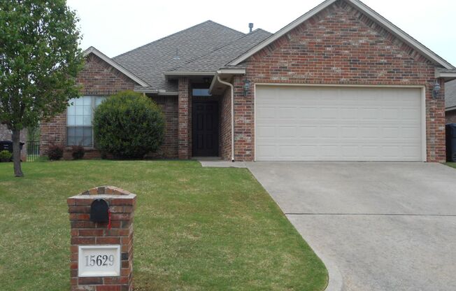Gorgeous 4 Bed 2 Bath in Gated Community