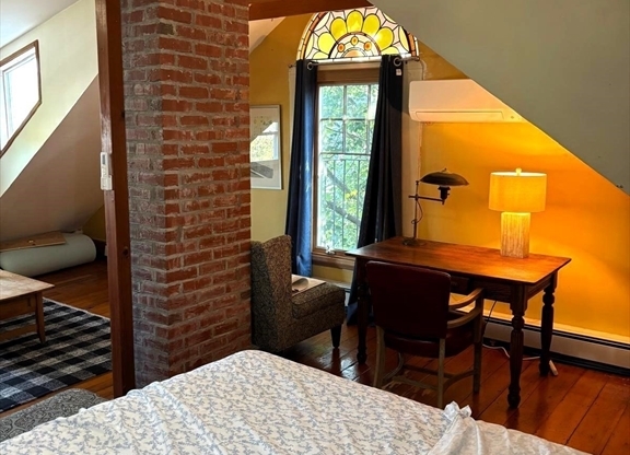 2 beds, 1.5 baths, 1,200 sqft, $4,500, Unit 3