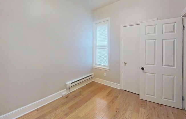 3 beds, 1 bath, 1,148 sqft, $1,300, Unit 4856 Merion Ave